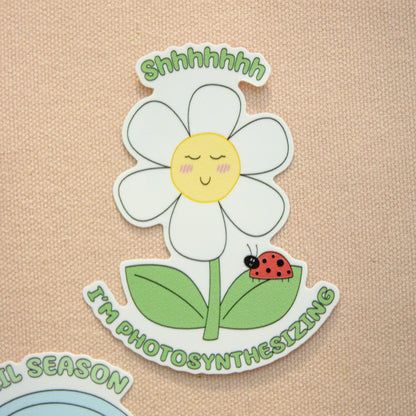 Photosynthesizing Daisy | Sticker